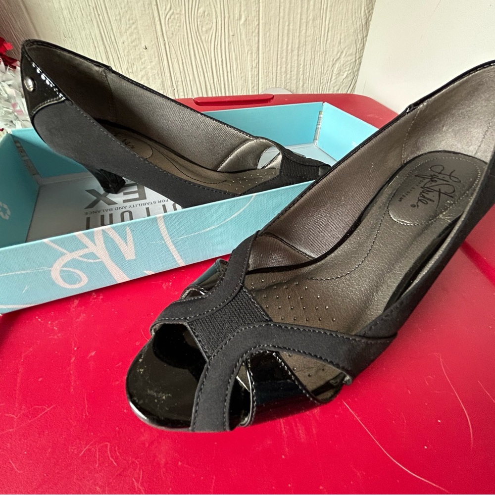 Life Stride Black Heels